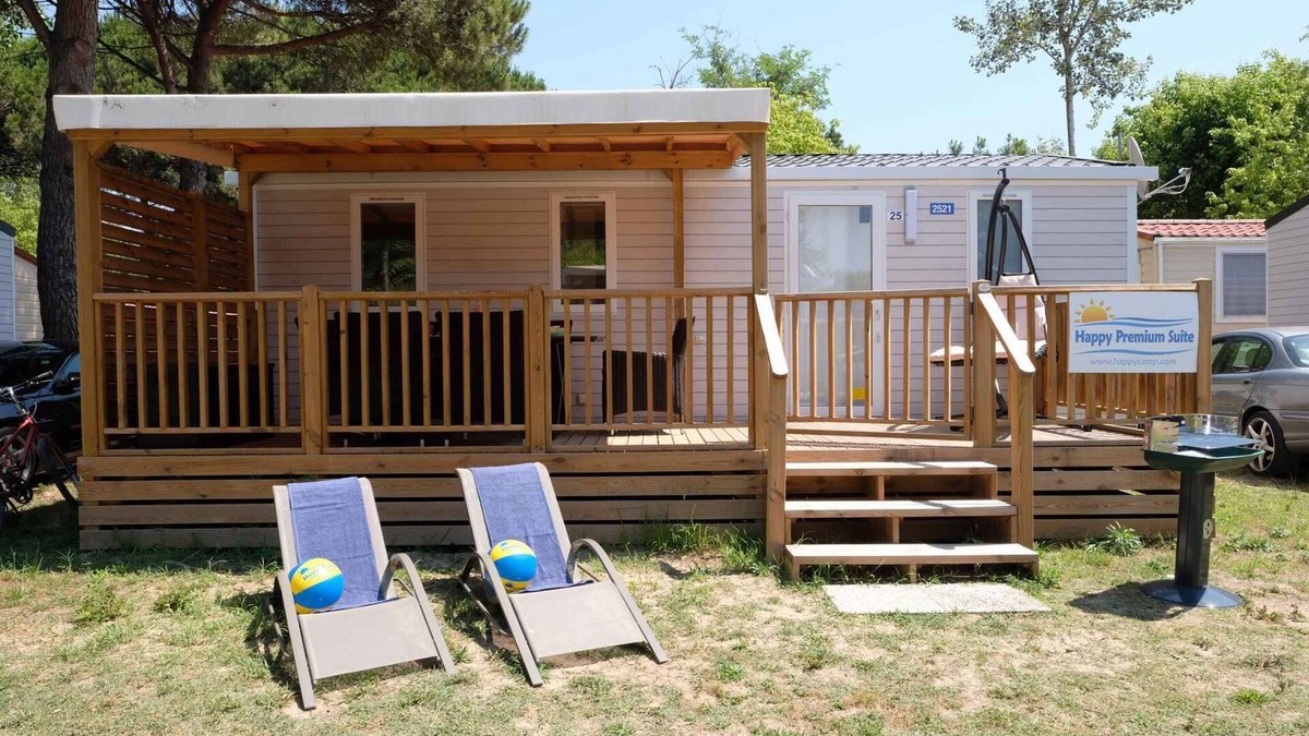 San Vincenzo House | Mobilehome with veranda and air conditioning