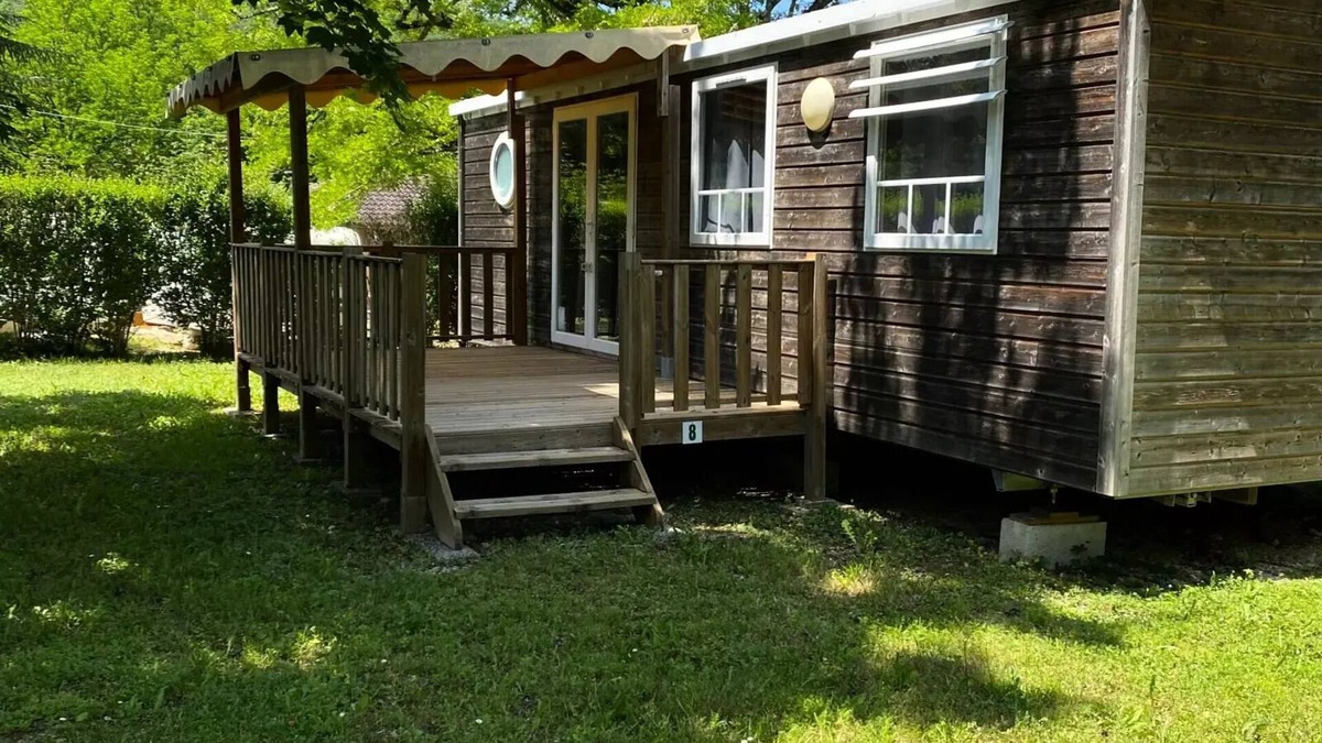Saint-Pompont House | Mobilheim 3 Schlafzimmer - halb überdachte Terrasse 6 Personen
