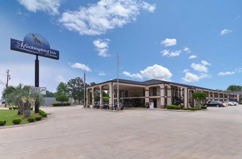 Mexia Hotel | Mockingbird Inn & Suites