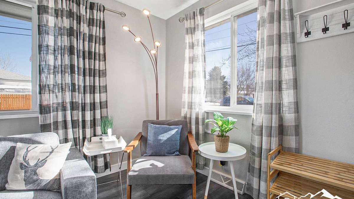 Wheat Ridge Apartment | Mod Rustic Stay Hot Tub Fast Wifi