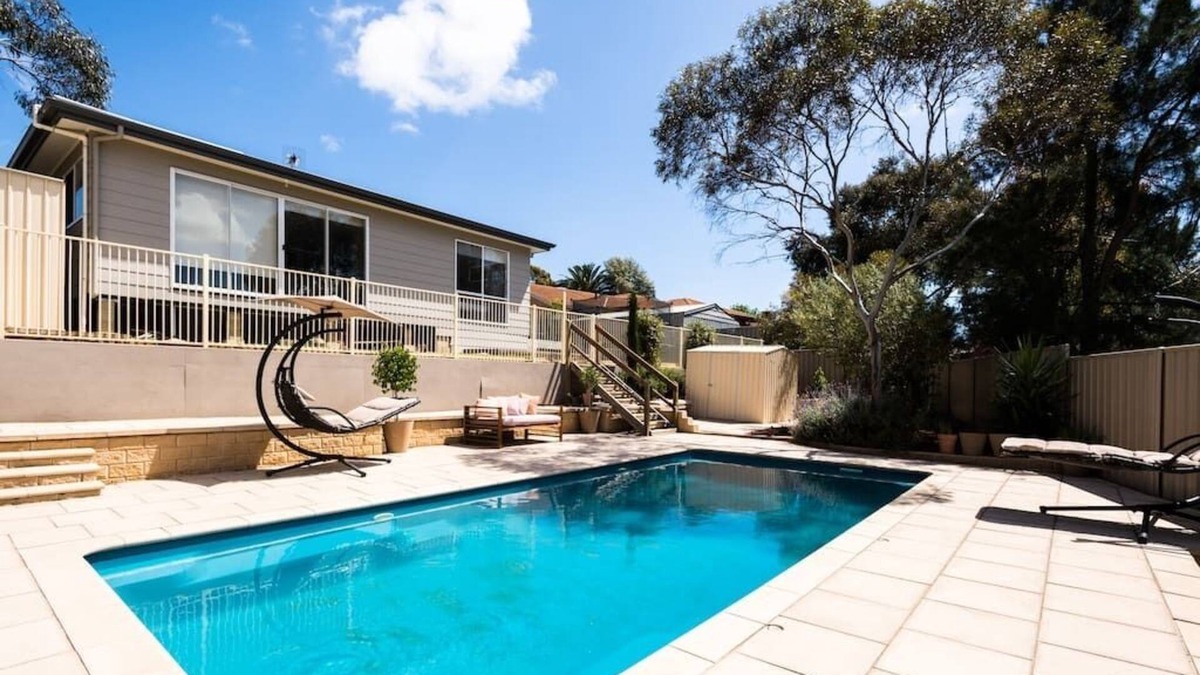 Para Hills House | Modbury Heights 3 Bedroom bungalow