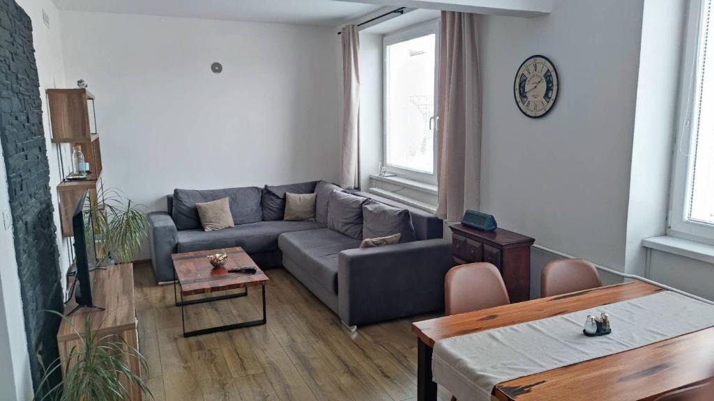 Presov Apartment | Moderný apartmán s krbom a klimatizáciou