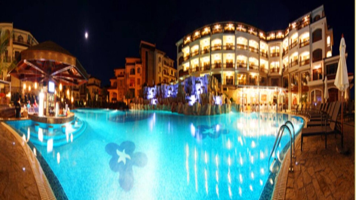 Aheloy Apartment | Modern, 1 Bed Apt, 4* Vineyards