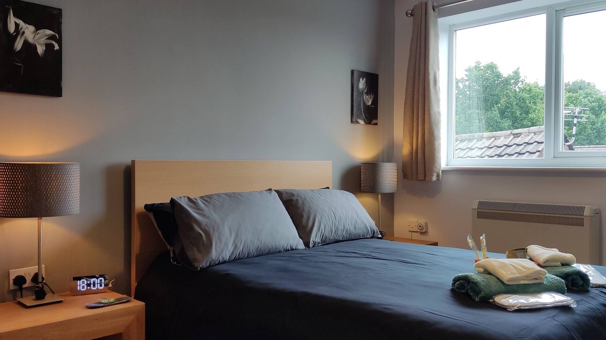 Wigan Apartment | Modern 1-bed Flat in Wigan