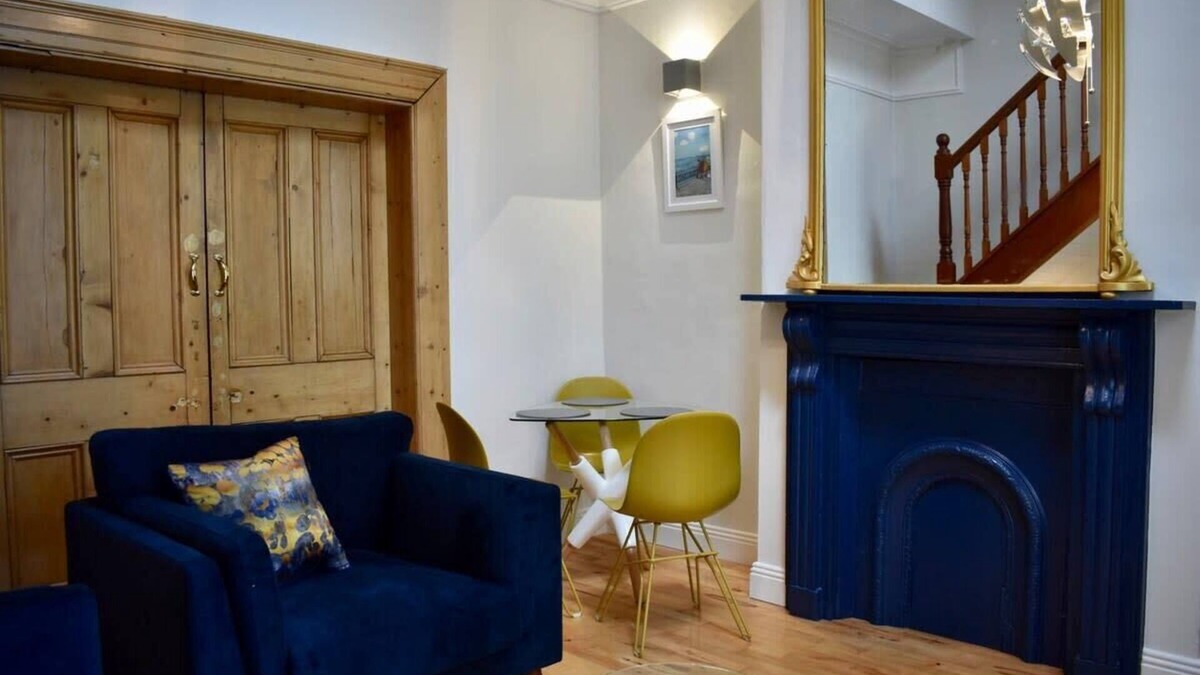 Portobello Apartment | Modern 1 bedroom Apartment Close to the Centre