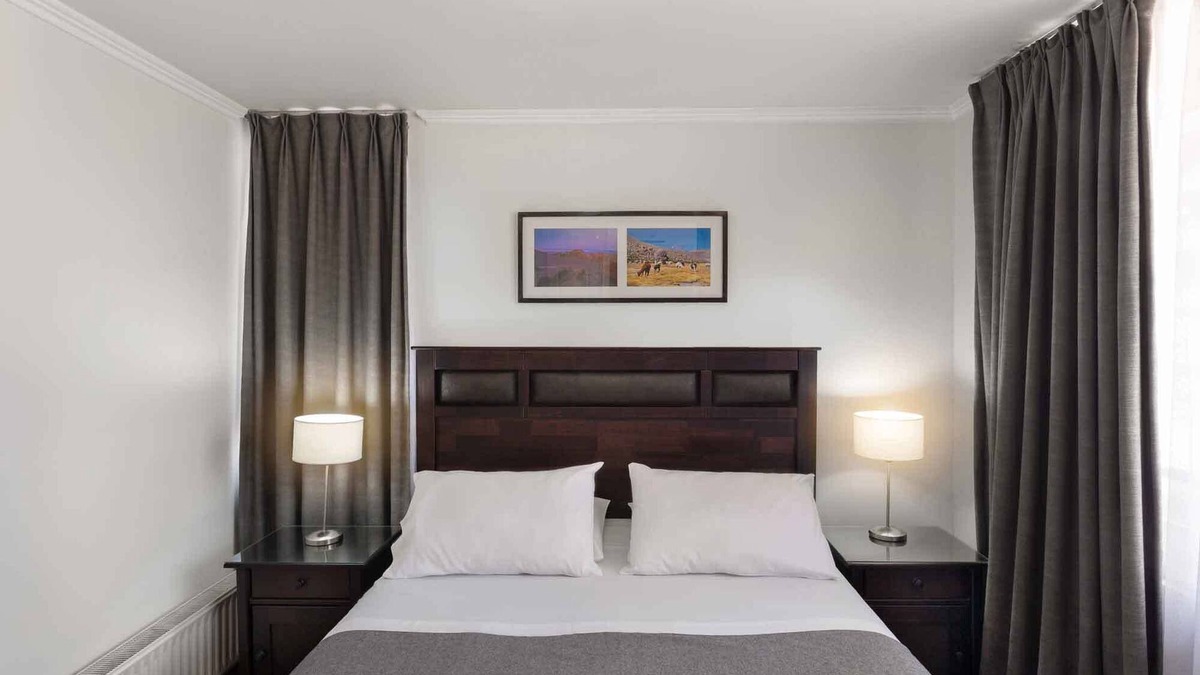 Santiago Apartment | Modern 1 Bedroom Apartments in unbeatable El Bosque Norte Area