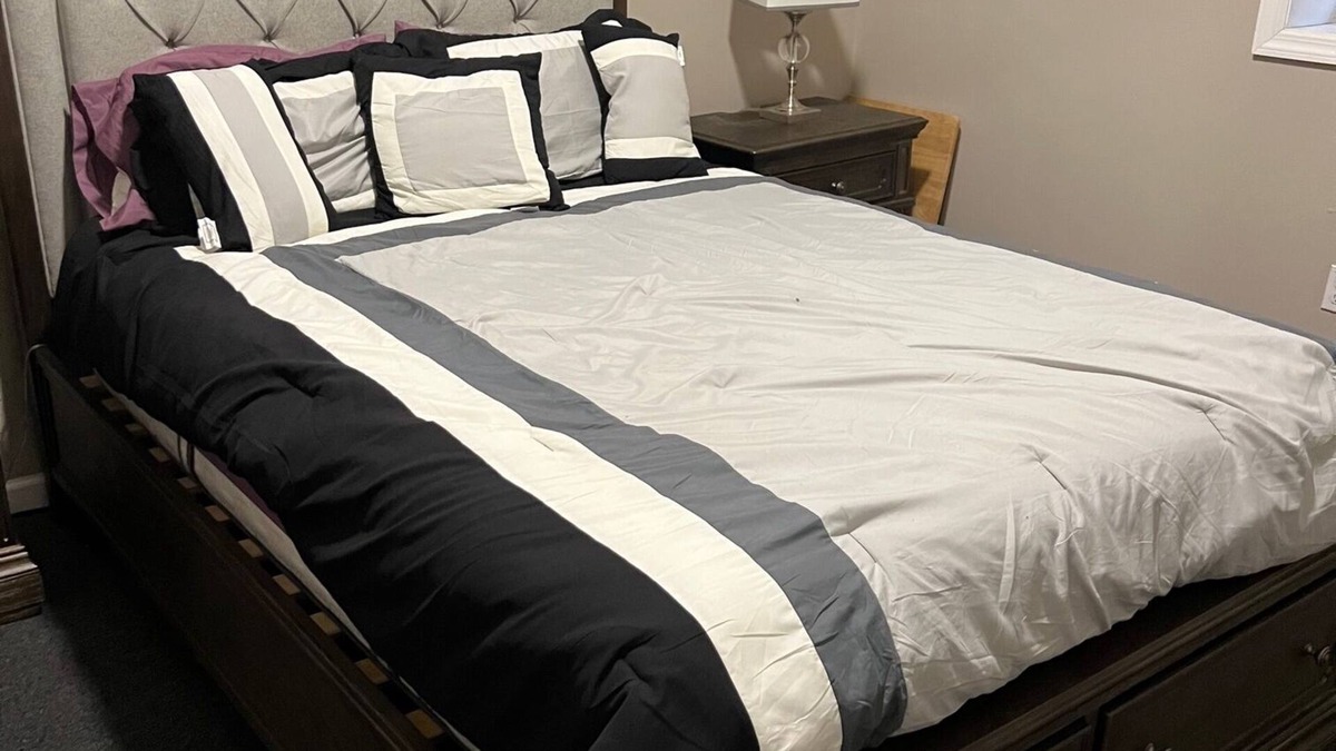 Paterson Apartment | Modern 1 Bedroom Apt Close to Major Highways & NYC
