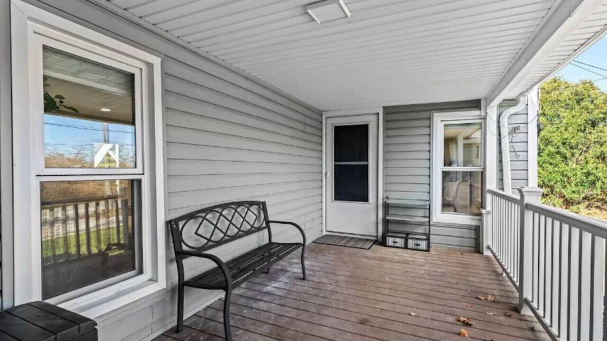 Plymouth Apartment | Modern 1 Bedroom Lower-Level Apartment in Plymouth