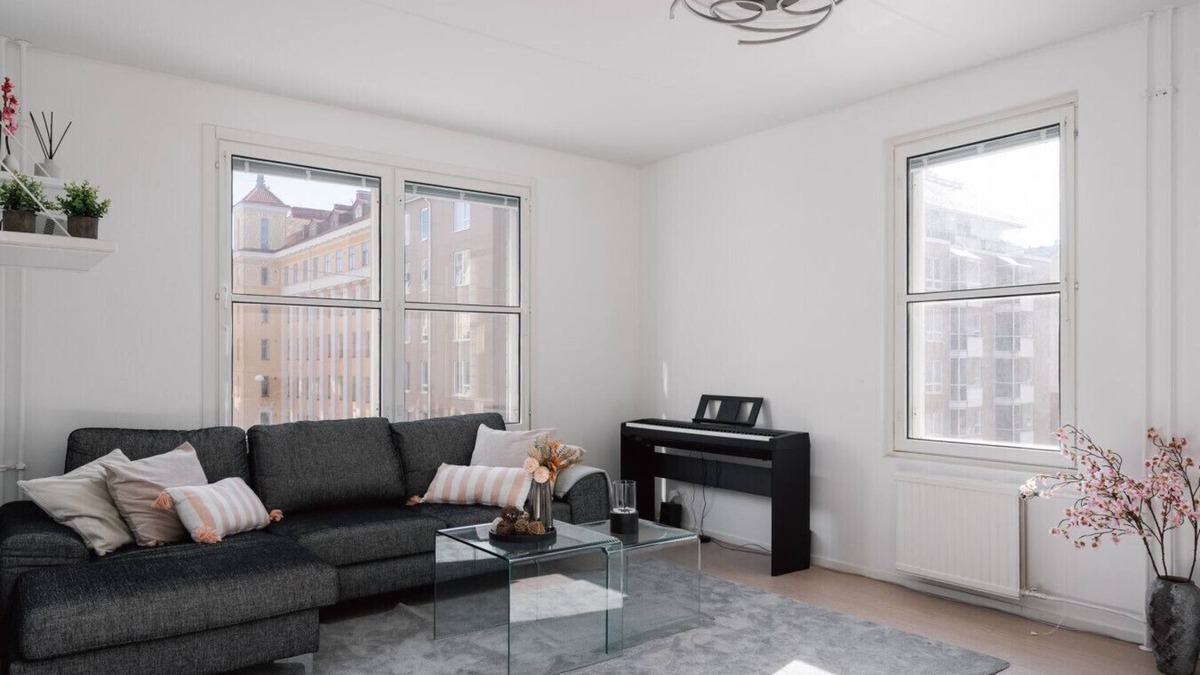 Hietalahti Apartment | Modern 1BR Apartment with Balcony at Helsinki City Centre