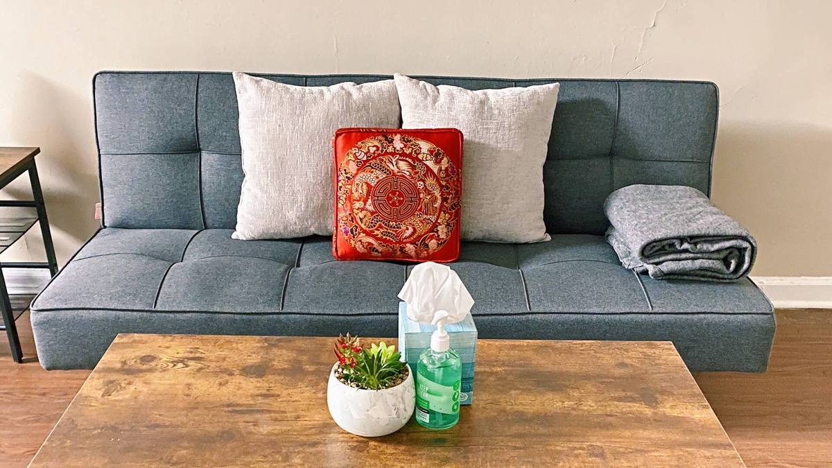 Loring Heights Apartment | Modern 1BR Apt w/ projector & popcorn maker