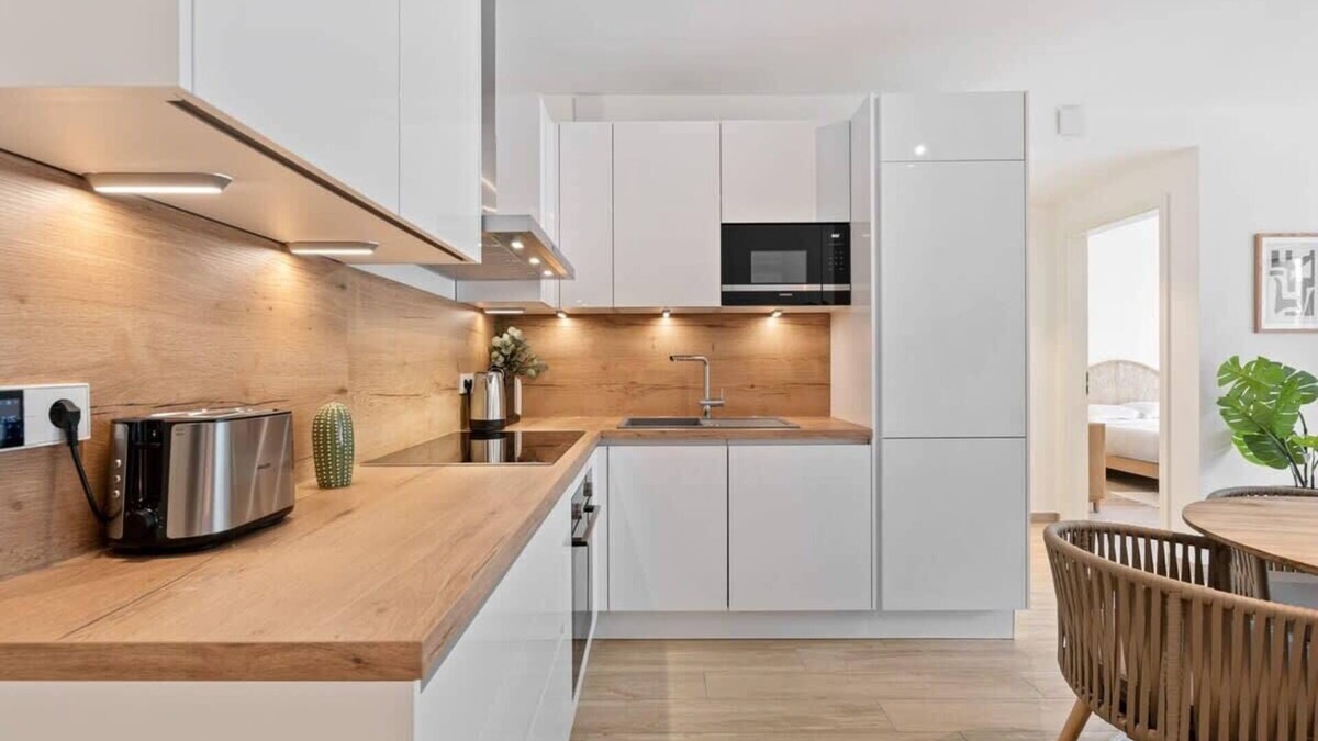 Hollerich Apartment | Modern 1BR Apt with Balcony near City Center