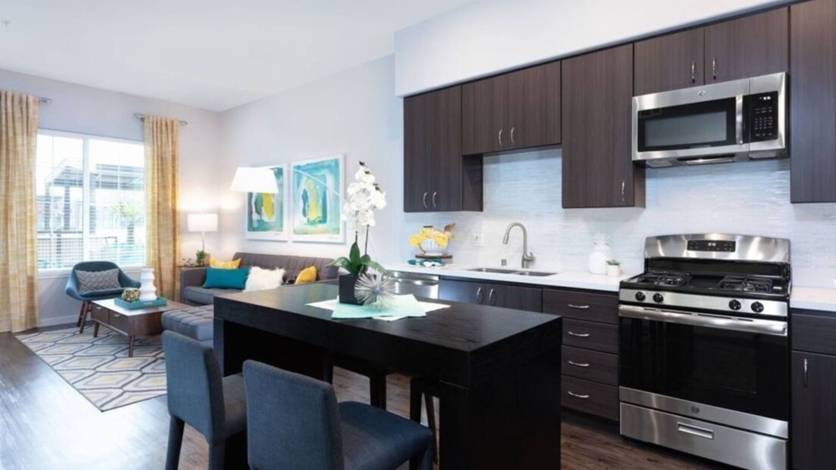 Downtown Condo | Modern 1BR Condo at 300 Railway w Pool & Fire Pit