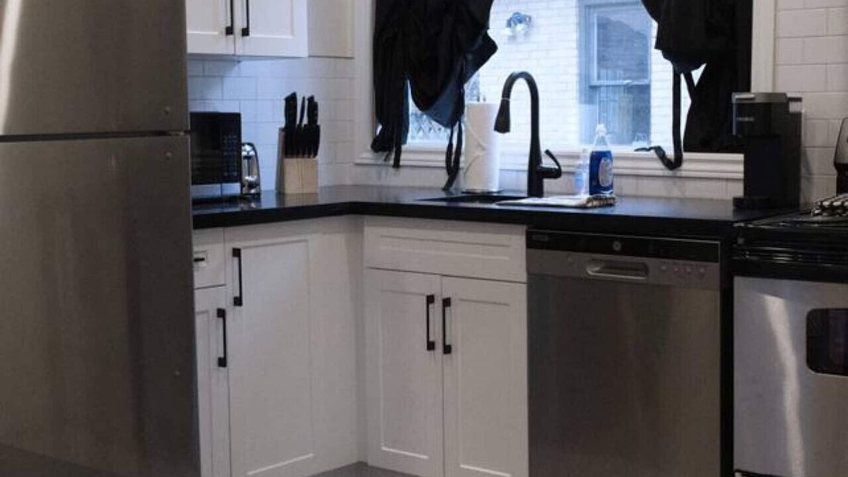 South London House | Modern 1BR in Wortley Village+ Wi-Fi +Washer&Dryer