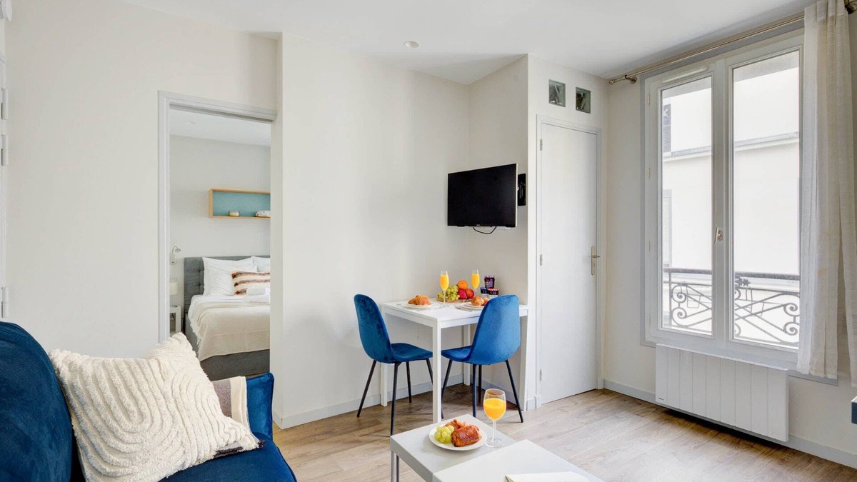 7th Arrondissement Apartment | Modern 1BR near Eiffel Tower
