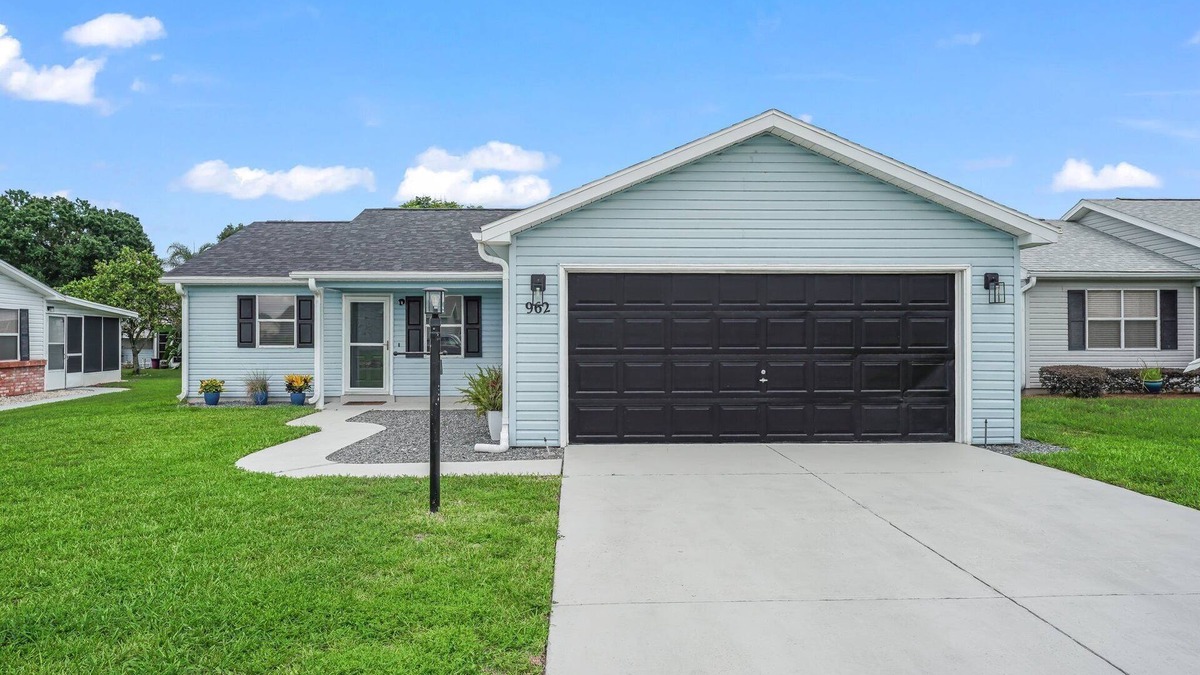 El Cortez House | Modern 2/2 Ranch in El Cortez with Luxury and Prime Location!