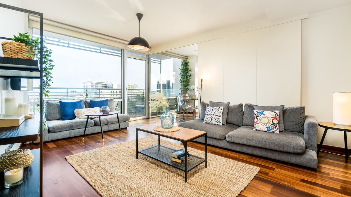 Sant Adria de Besos Apartment | Modern 2-Bedroom Apartment with Balcony & Pool Access Near Forum Beach
