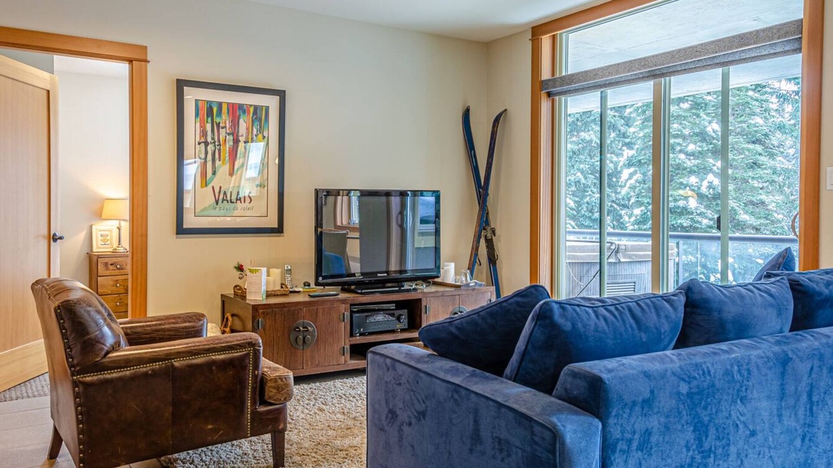 Sun Peaks Cabin | Modern 2 bedroom apartment in village centre