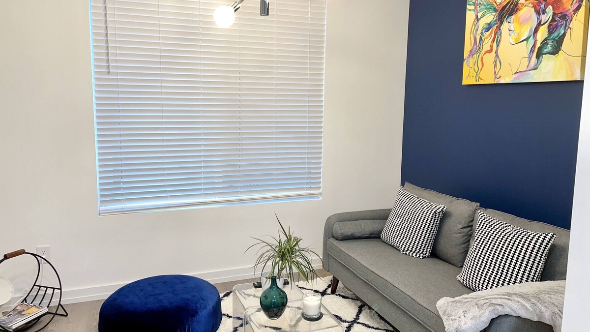 East Side House | Modern 2 BR/2.5 BH clean and cozy townhouse in a safe neighborhood