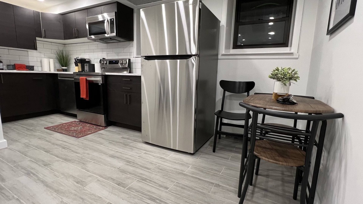 East Flatbush Apartment | Modern 2 BR Apt Perfect For Traveling Professionals
