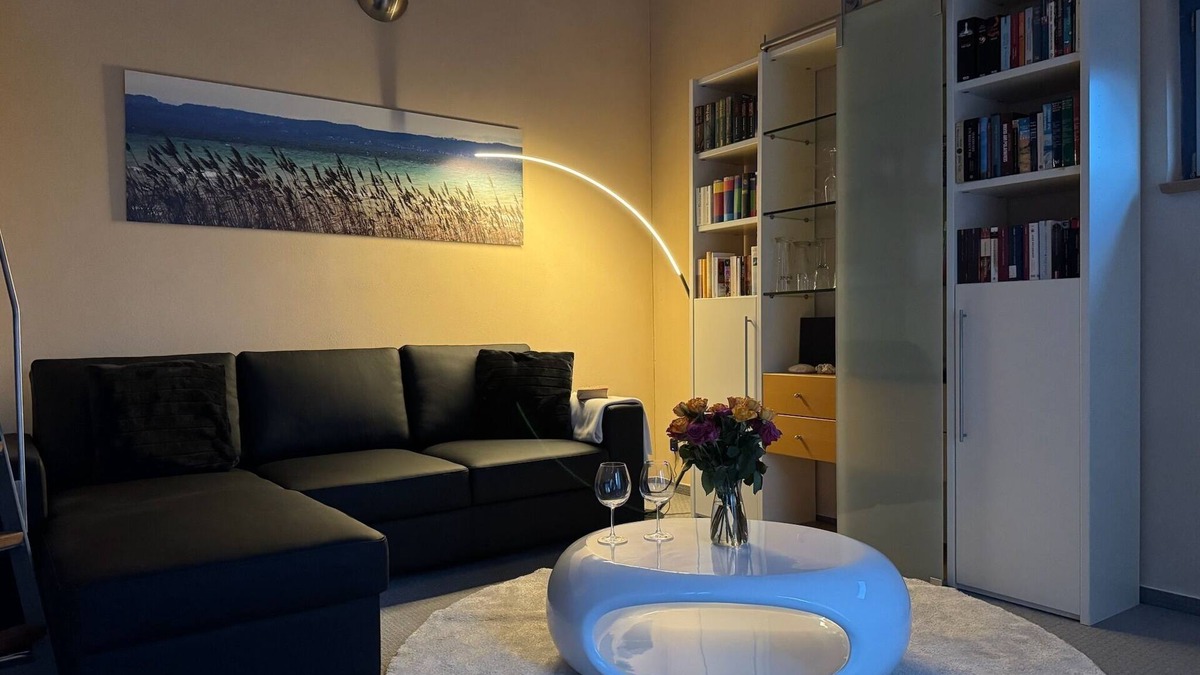 Uhldingen-Muehlhofen Apartment | Modern 2 room holiday apartment in Oberuhldingen *