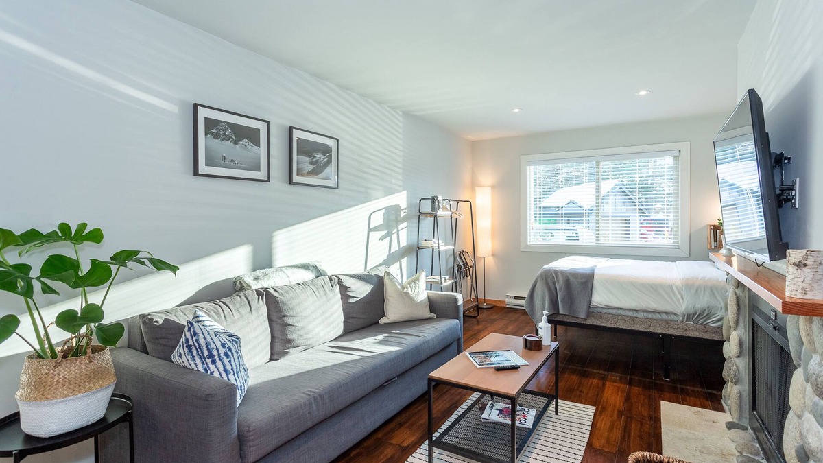 Whistler Creekside Condo | Modern 2 Studio lock-off w/free parking & 5 min walk to the gondola and/or lake