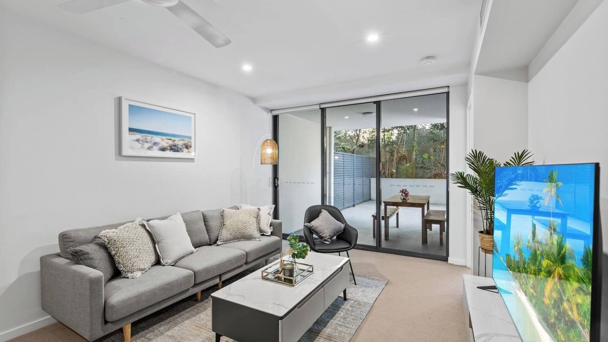 Albion Apartment | Modern 2B2B Suit only 10mins to Airport/Southbank