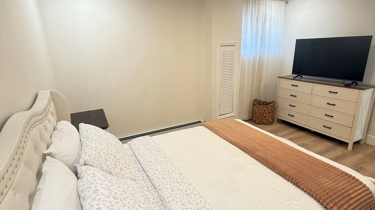 Alden Manor Apartment | Modern 2BR apartment Elmont NY