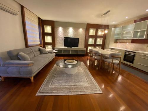 Osmanbey Apartment | Modern 2BR Flat Near Nişantaşı