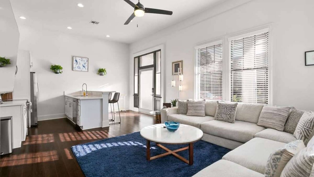 Saint Thomas Development Apartment | Modern 2BR | Garden District | Stunning Luxury