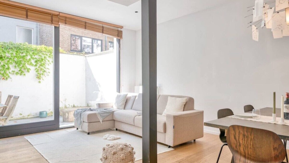 Muinkparkwijk Apartment | Modern 2BR Gem in Ghent's Heart