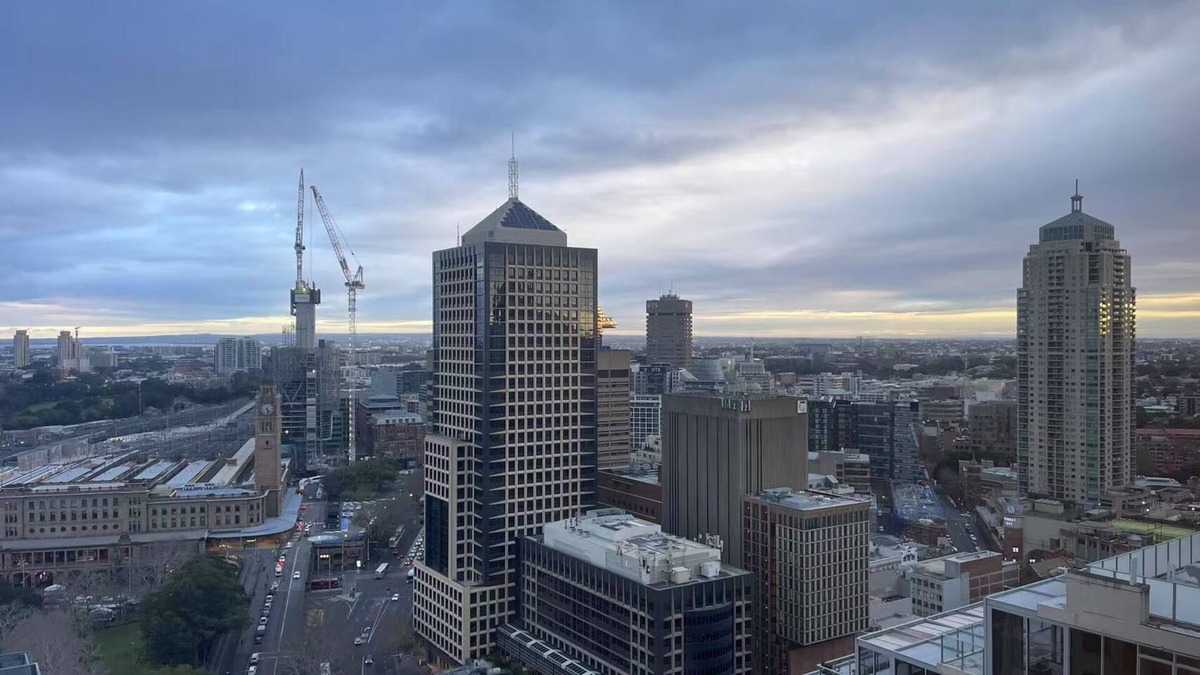 Peakhurst Apartment | Modern 2BR Gem in Sydney CBD