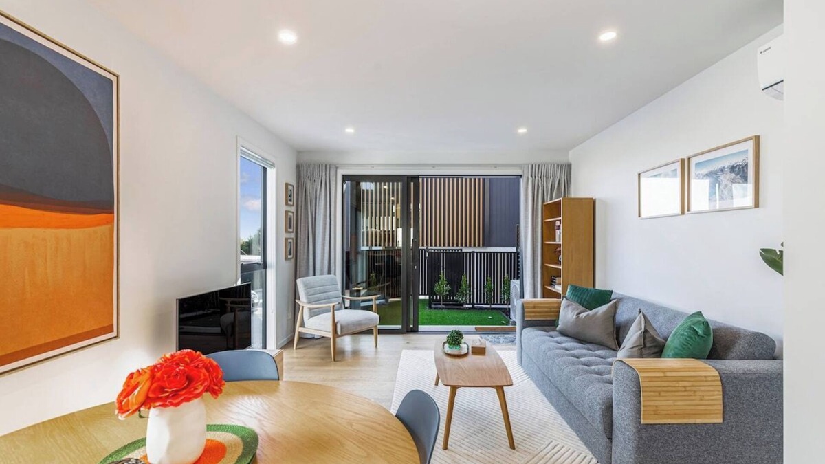 Mission Bay Apartment | Modern 2BR Townhouse in Mission Bay I Zodiak Stays