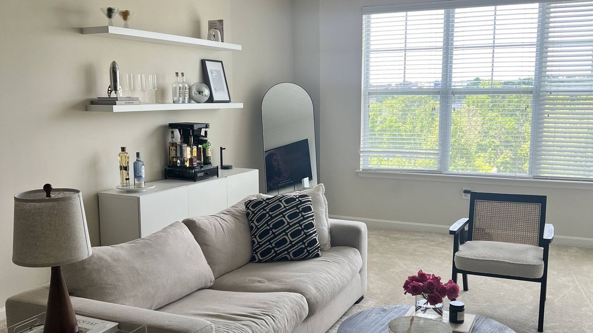 Owings Mills Apartment | Modern 2BR with Coffee Bar - 25 mins from Inner Harbor