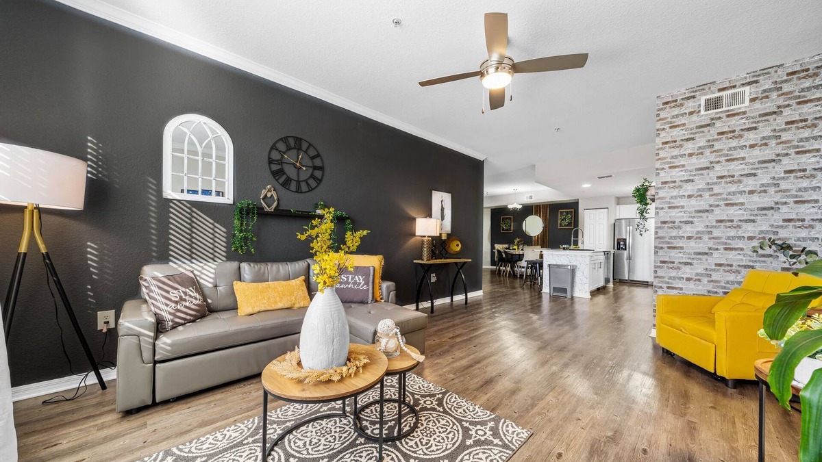 Westchase Apartment | Modern 3-Bed/2-Bath Tampa Apartment: Comfort Meets Convenience for Corporate Travelers