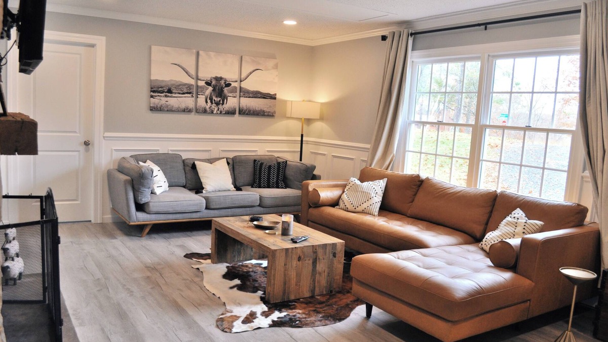 East Stroudsburg Other | Modern 3-bedroom farmhouse with AC and WiFi in East Stroudsburg
