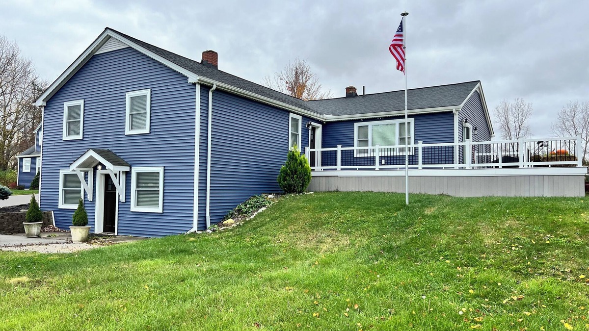 Huron House | Modern 3-Bedroom Home - A Little Something for Everyone!