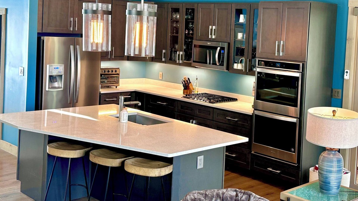 Lost River House | Modern 3-bedroom mountain house with fitness room, WiFi in lovely Lost City