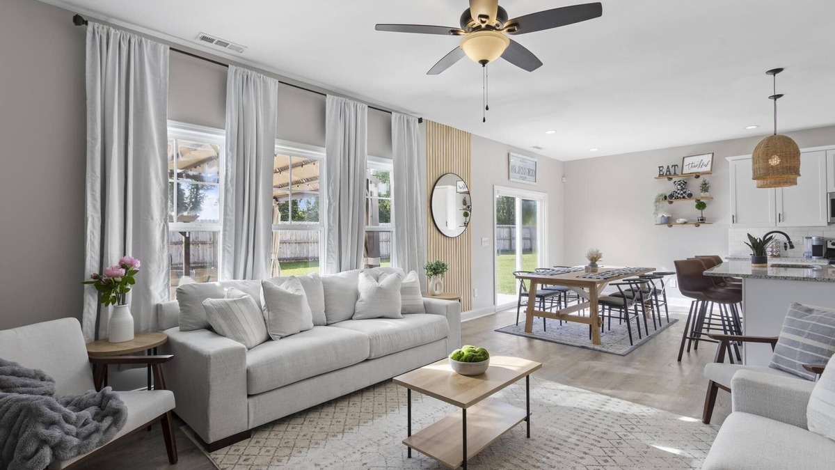 Westgate House | ✨MODERN 3 BEDROOM W/PLENTY AMENITIES TO ENJOY!✨