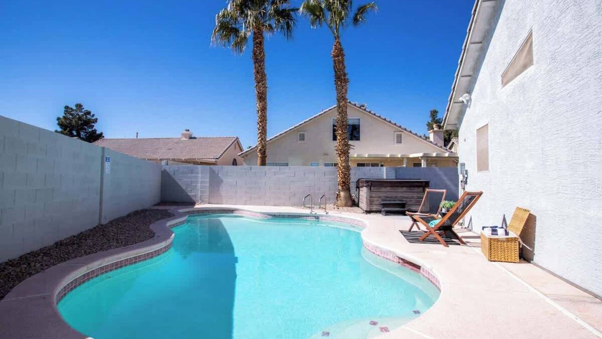 North Las Vegas House | Modern 3 BR Home w/Hot Tub, Pool, Golf!