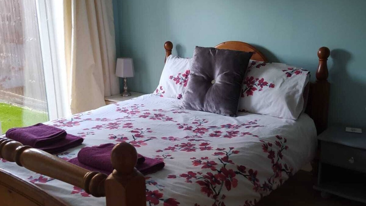 Oakham House | Modern 3 storey town house, surrounded by beautiful Rutland Countryside