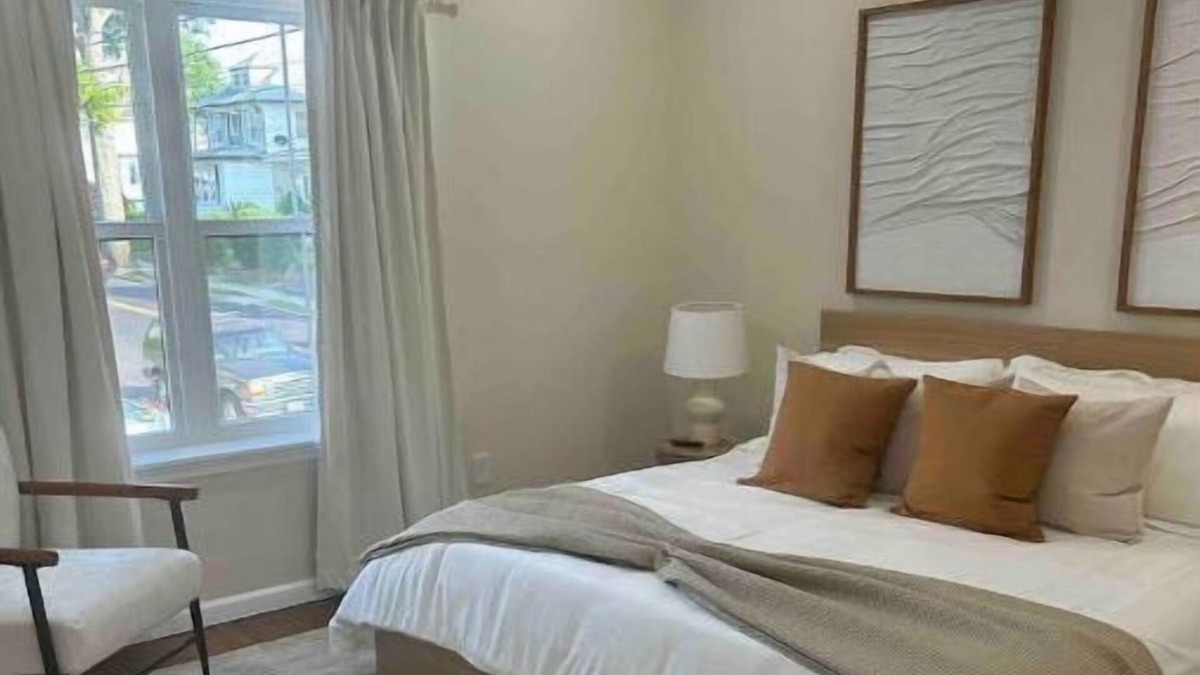 Hillside House | Modern 3bd/2ba 8 mins from EWR