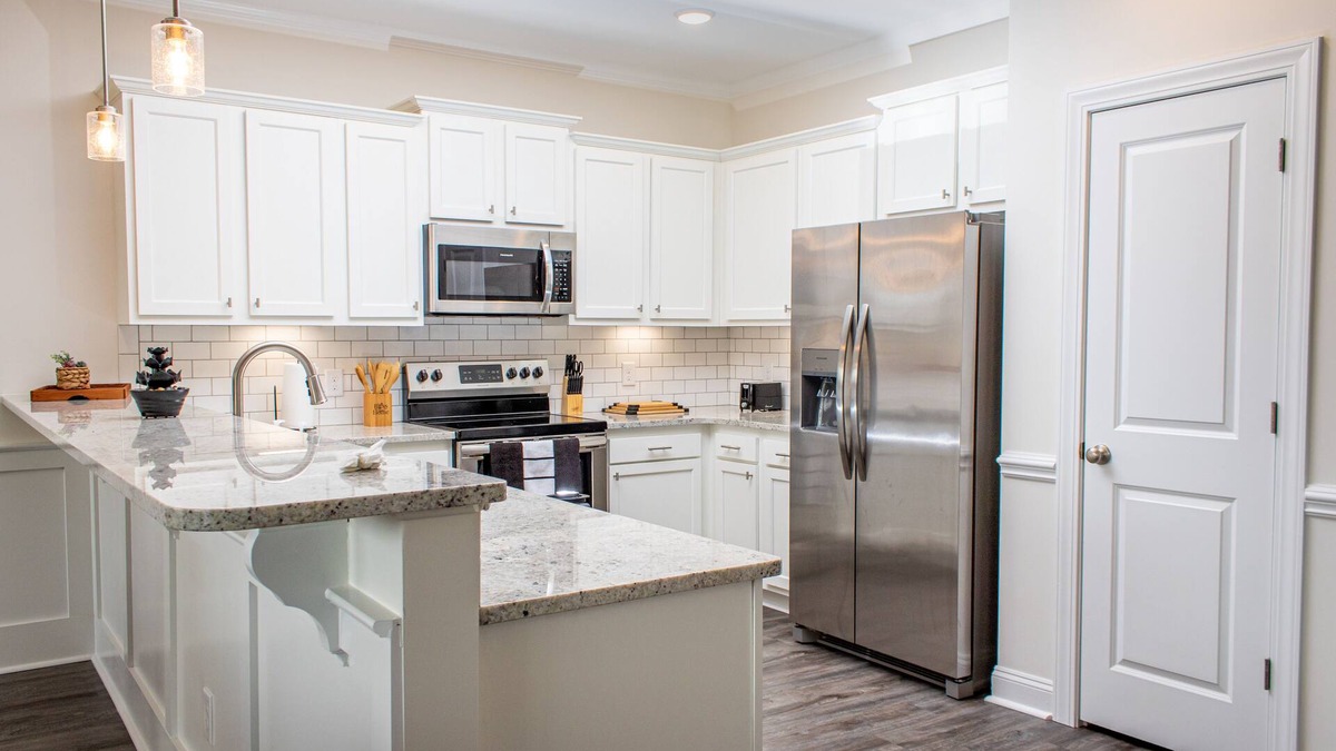 Greenville House | Modern 3BD 3BA Luxury Retreat Near ECU Smart Home, Fast WiFi & EV Charging!