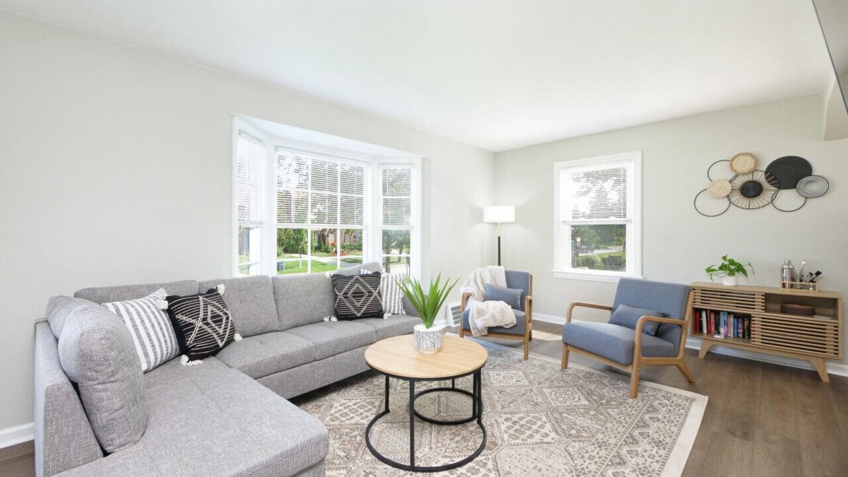University Heights Apartment | Modern 3BR home next to park, office space, & more