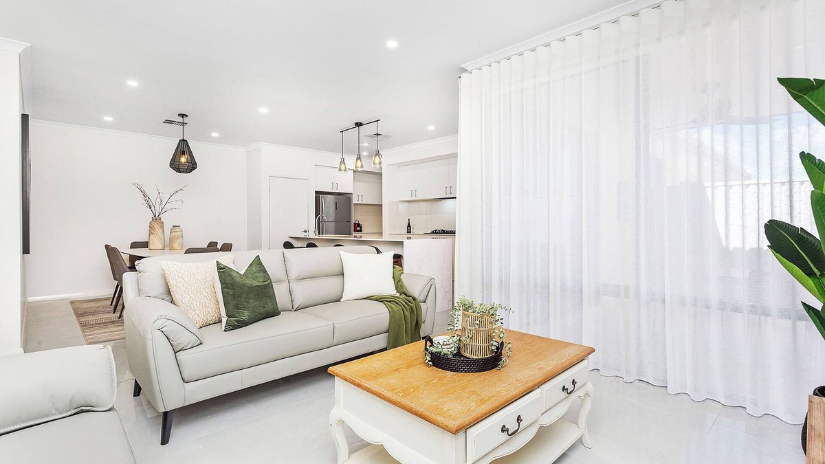 Dianella House | Modern 3BR Retreat + Alfresco & Double Garage