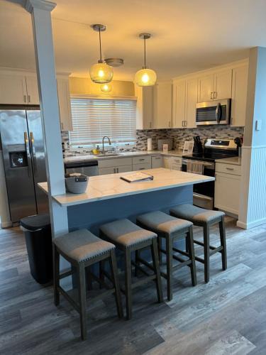 Tannersville House | Modern 3BR Townhouse Near Kalahari, Aquatopia & Great Wolf