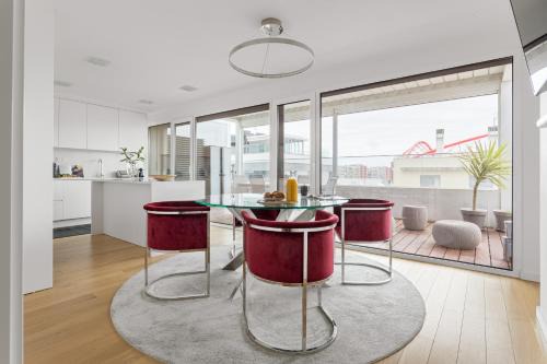 Sao Domingos de Benfica Apartment | Modern 3BR with Terrace in Benfica by Host For Us