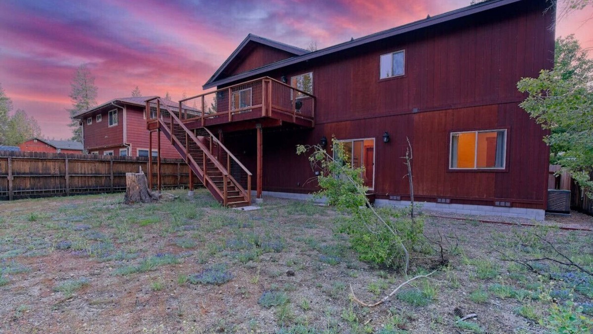 Tahoe Paradise Cabin | Modern 4/2.5 Chalet—Lake Baron @ South Lake Tahoe