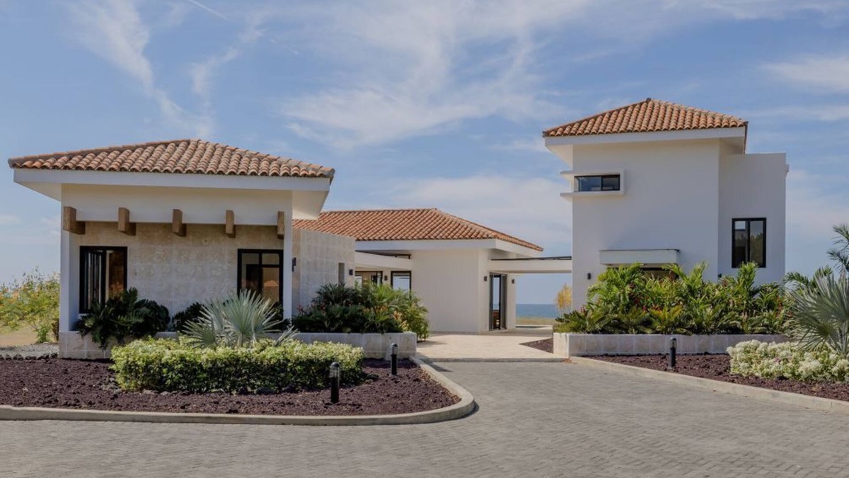 San Diego House | Modern 4BR Escape at Gran Pacifica Beachfront