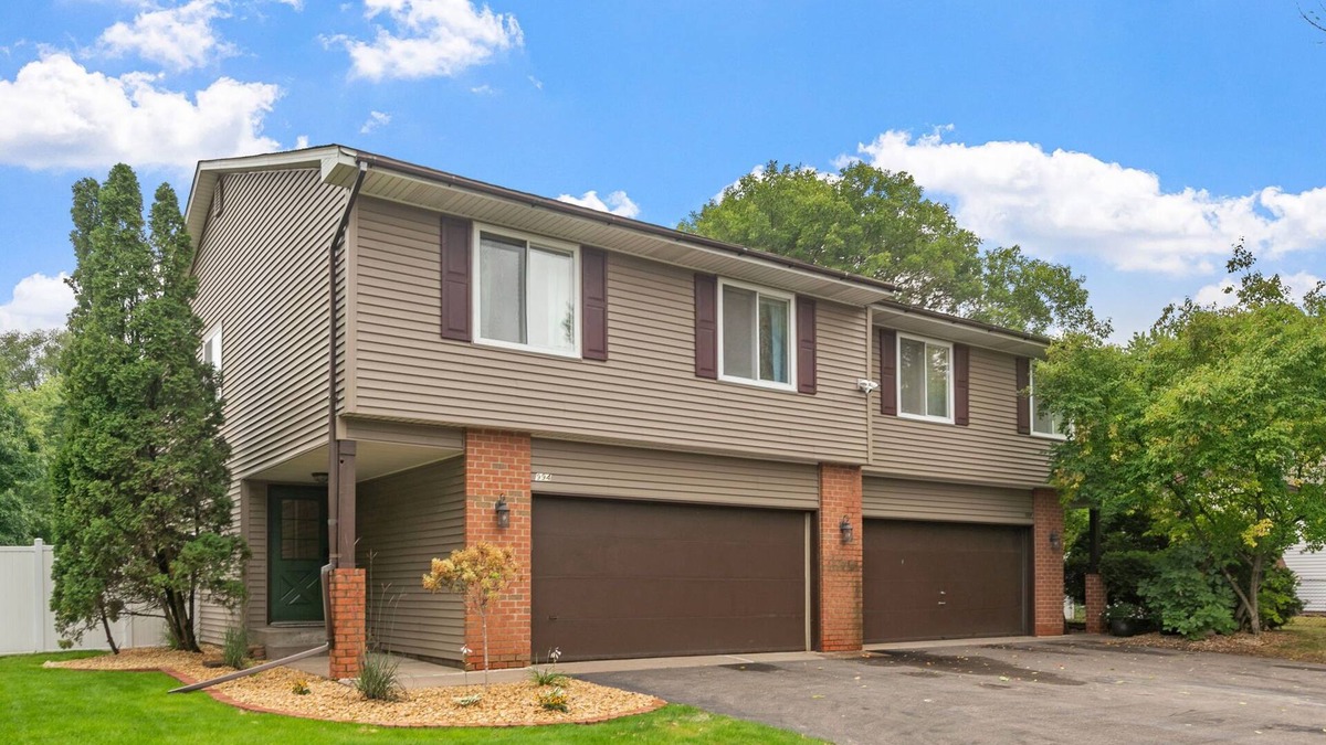 Blaine House | Modern 4BR FirePit Grill 2MI NSC Pet-Friendly!