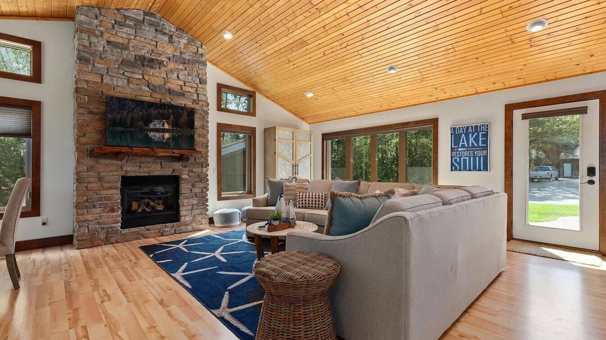 Breezy Point Cabin | Modern 5BD Cabin, Fire Pit, Fenced Yard, Breezy Point